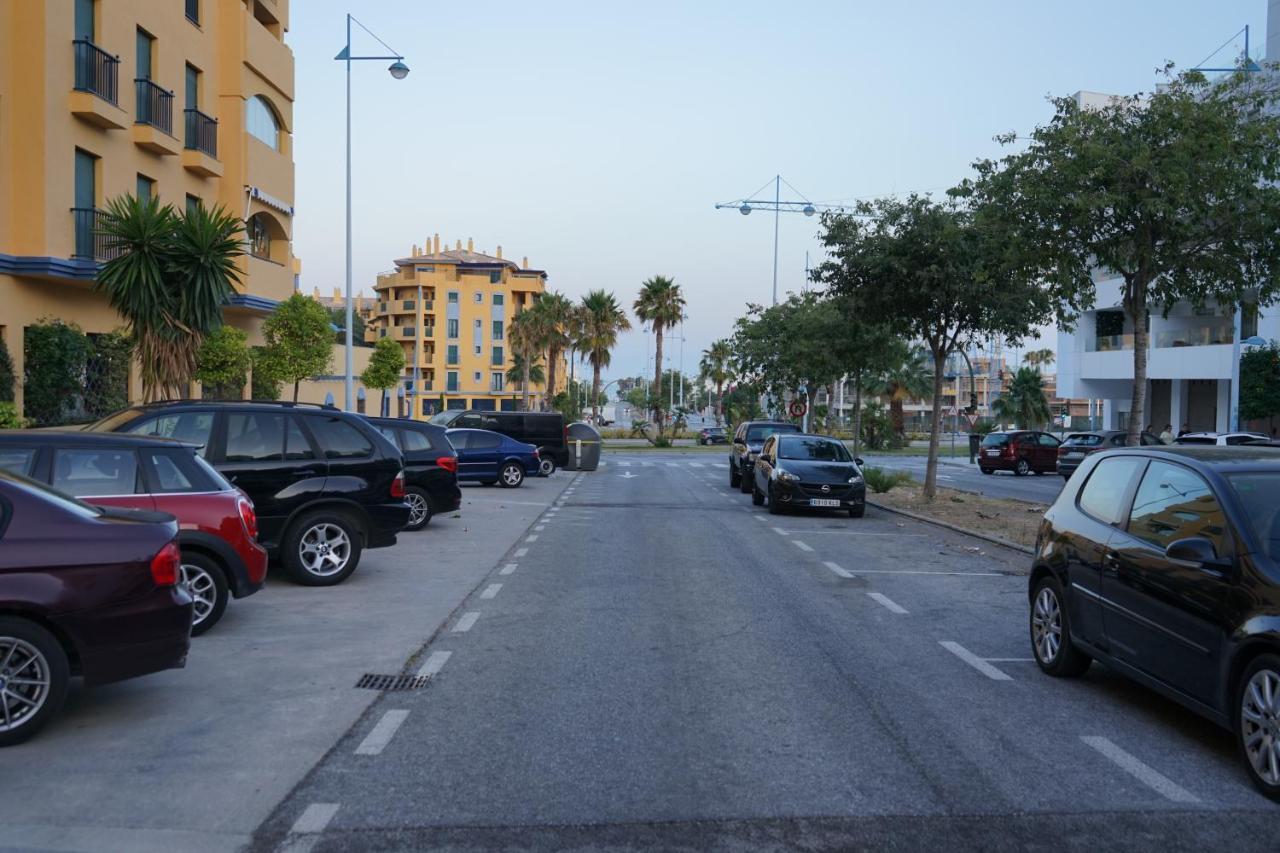 Apartamento Estudio Los Naranjos De Nueva Alcantara マルベーリャ エクステリア 写真